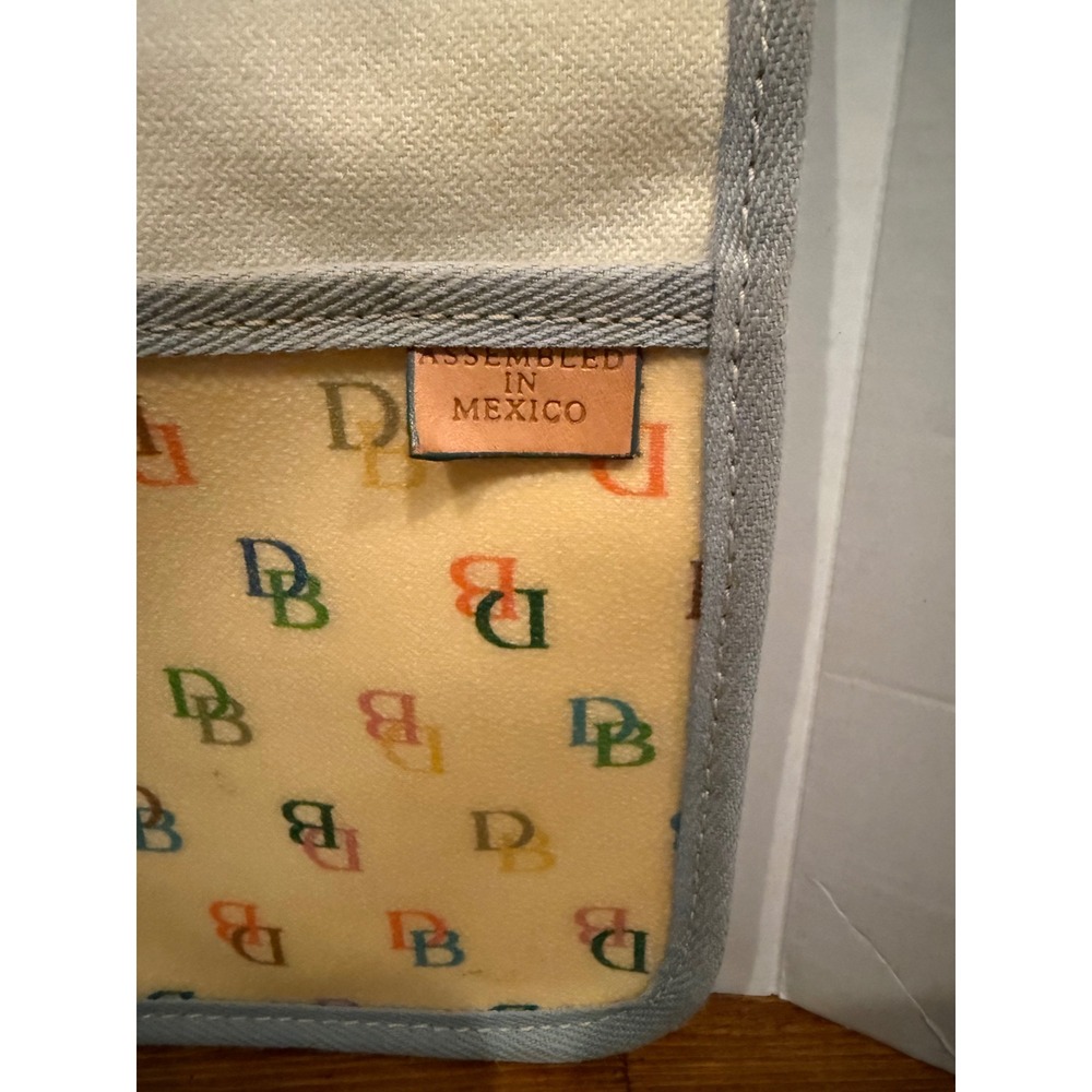Dooney & Bourke Vintage Rainbow Monogram Canvas Leather Organizer Insert Clutch - Picture 4 of 6
